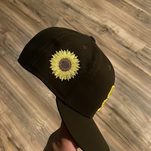 San Diego Pandres on-field with sunflower embroidery. - Picture 2 of 3